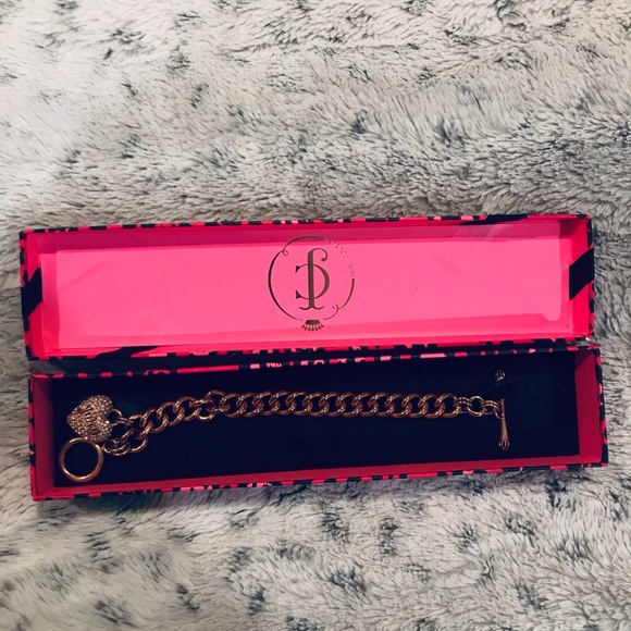 Juicy Couture Rose Gold Charm Toggle Bracelet - Picture 3 of 3